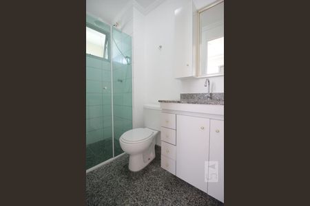 Apartamento para alugar com 70m², 3 quartos e 2 vagasBanheiro da suíte