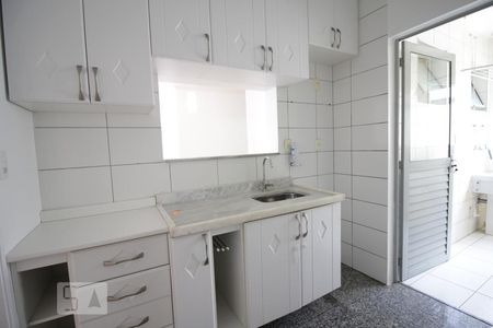 Apartamento para alugar com 70m², 3 quartos e 2 vagasCozinha