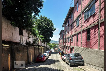 Apartamento à venda com 47m², 2 quartos e 1 vagaFachada do Condomínio - Área Comum