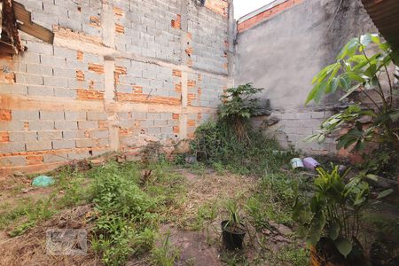 Casa à venda com 130m², 4 quartos e 1 vagaQuintal 