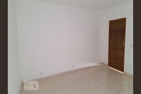 Casa de condomínio para alugar com 60m², 2 quartos e sem vagaSala com piso frio em bom estado