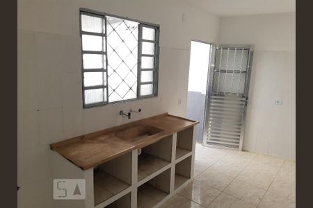Casa de condomínio para alugar com 60m², 2 quartos e sem vagavista da cozinha e o acesso ao corredor 