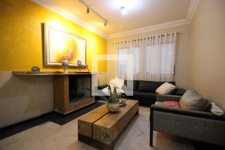 Casa para alugar com 850m², 5 quartos e 4 vagasSala