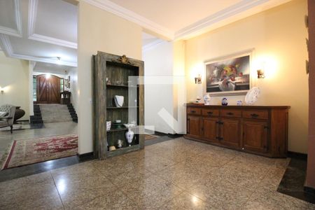 Casa para alugar com 850m², 5 quartos e 4 vagasSala