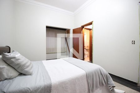 Casa para alugar com 850m², 5 quartos e 4 vagasSuíte 2