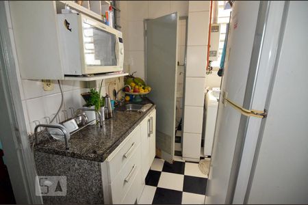 Apartamento à venda com 70m², 3 quartos e sem vagaCozinha