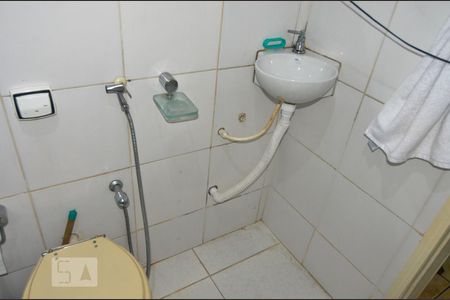 Apartamento à venda com 70m², 3 quartos e sem vagaBanheiro