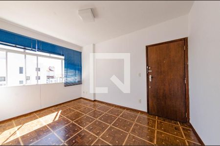 Apartamento para alugar com 76m², 2 quartos e 1 vagaSala