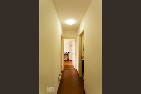 Corredor de apartamento à venda com 2 quartos, 70m² em Jaguaribe, Osasco