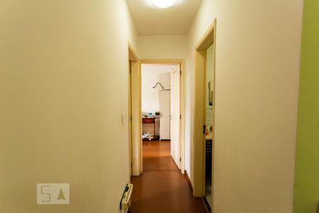 Corredor de apartamento à venda com 2 quartos, 70m² em Jaguaribe, Osasco