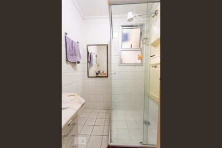 Apartamento à venda com 70m², 2 quartos e 1 vaga Apartamento à venda com 70m², 2 quartos e 1 vagaBanheiro