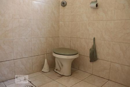 Banheiro de casa para alugar com 1 quarto, 50m² em Vila Guaraciaba, Santo André