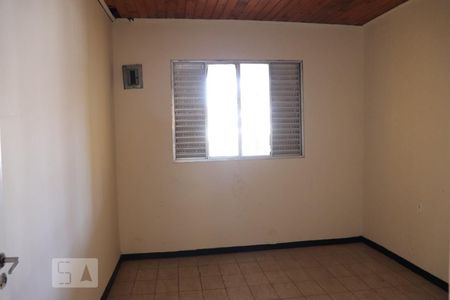 Dormitório de casa para alugar com 1 quarto, 50m² em Vila Guaraciaba, Santo André