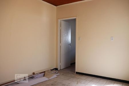 Sala de casa para alugar com 1 quarto, 50m² em Vila Guaraciaba, Santo André