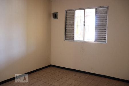 Dormitório de casa para alugar com 1 quarto, 50m² em Vila Guaraciaba, Santo André