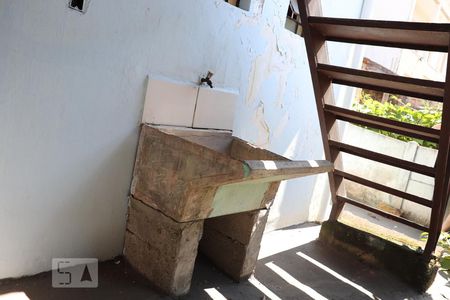 Casa para alugar com 30m², 1 quarto e sem vagaÁrea Serviço