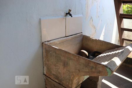 Casa para alugar com 30m², 1 quarto e sem vagaÁrea Serviço