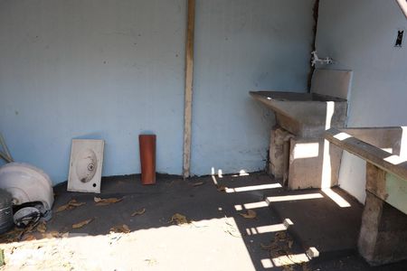 Casa para alugar com 30m², 1 quarto e sem vagaÁrea Serviço