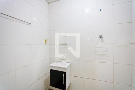 Banheiro de casa para alugar com 1 quarto, 40m² em Vila Guaraciaba, Santo André