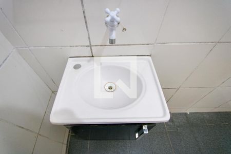Banheiro de casa para alugar com 1 quarto, 40m² em Vila Guaraciaba, Santo André