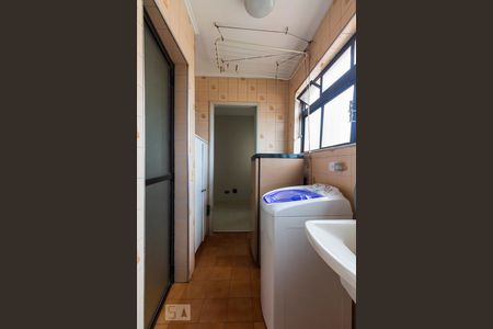 Apartamento à venda com 75m², 3 quartos e 1 vagaÁrea de Serviço