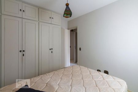 Apartamento à venda com 75m², 3 quartos e 1 vagaQuarto 2