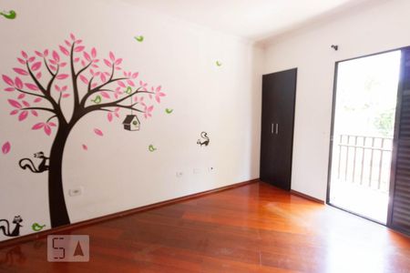 Quarto de casa à venda com 3 quartos, 350m² em Parque Sao Domingos, São Paulo