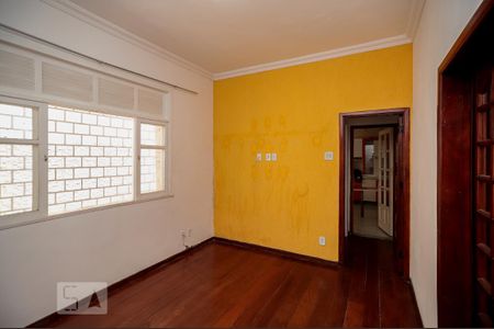 Sala de casa para alugar com 4 quartos, 200m² em Todos Os Santos, Rio de Janeiro
