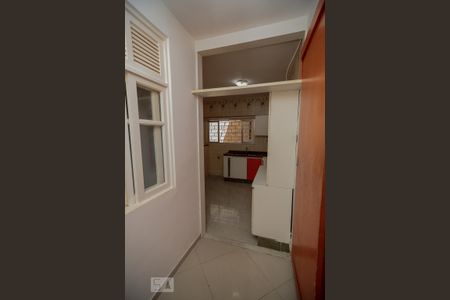 Casa para alugar com 200m², 4 quartos e 2 vagas Casa para alugar com 200m², 4 quartos e 2 vagasCozinha