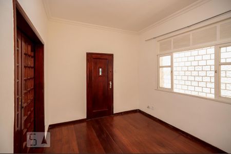 Sala de casa para alugar com 4 quartos, 200m² em Todos Os Santos, Rio de Janeiro