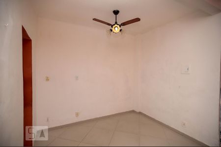 Casa para alugar com 200m², 4 quartos e 2 vagas Casa para alugar com 200m², 4 quartos e 2 vagasQuarto 4