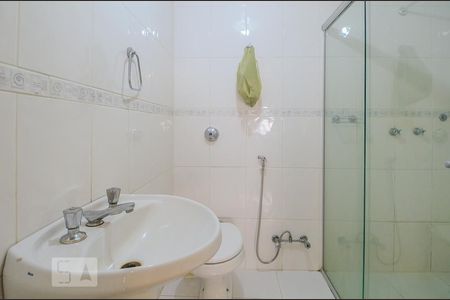 Apartamento à venda com 107m², 3 quartos e 2 vagasBanheiro da Suíte