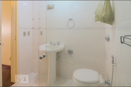 Apartamento à venda com 107m², 3 quartos e 2 vagasBanheiro da Suíte