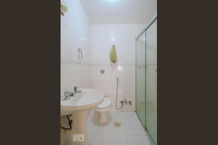 Apartamento à venda com 107m², 3 quartos e 2 vagasBanheiro da Suíte