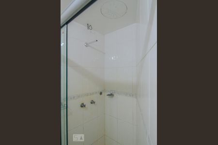 Apartamento à venda com 107m², 3 quartos e 2 vagasDetalhe do Banheiro da Suíte