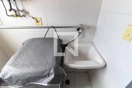 Apartamento à venda com 70m², 3 quartos e 2 vagas Apartamento à venda com 70m², 3 quartos e 2 vagasÁrea de Serviço