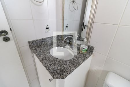 Apartamento à venda com 70m², 3 quartos e 2 vagas Apartamento à venda com 70m², 3 quartos e 2 vagasBanheiro 1