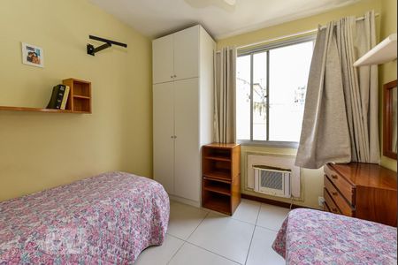 Apartamento à venda com 79m², 2 quartos e 1 vagaQuarto 1