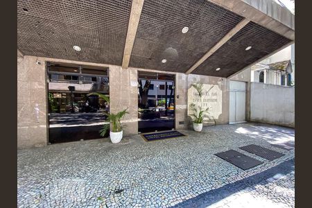 Apartamento à venda com 79m², 2 quartos e 1 vagaFachada