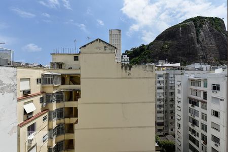 Apartamento à venda com 79m², 2 quartos e 1 vagaVista