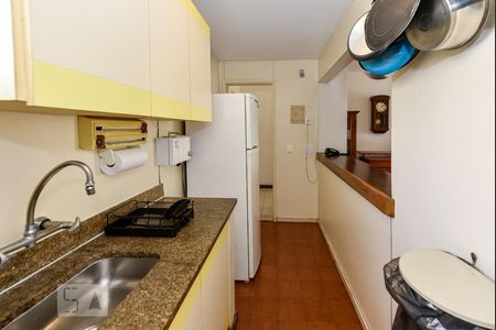 Apartamento à venda com 79m², 2 quartos e 1 vagaCozinha