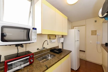 Apartamento à venda com 79m², 2 quartos e 1 vagaCozinha