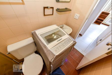 Apartamento à venda com 79m², 2 quartos e 1 vagaBanheiro Social