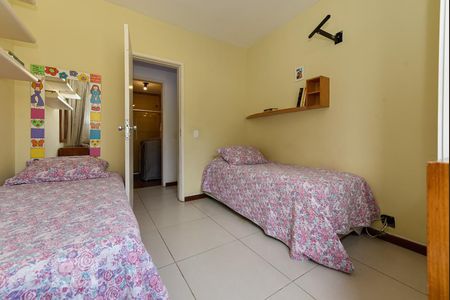 Apartamento à venda com 79m², 2 quartos e 1 vagaQuarto 1