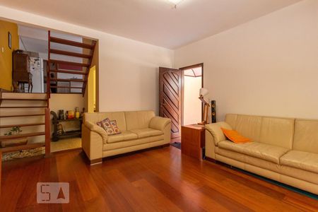 Sala de casa à venda com 3 quartos, 160m² em Jardim das Vertentes, São Paulo