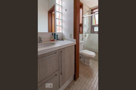 Casa à venda com 160m², 3 quartos e 2 vagasBanheiro 2