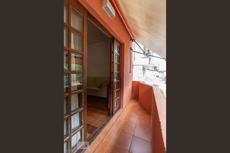 Casa à venda com 160m², 3 quartos e 2 vagasSacada