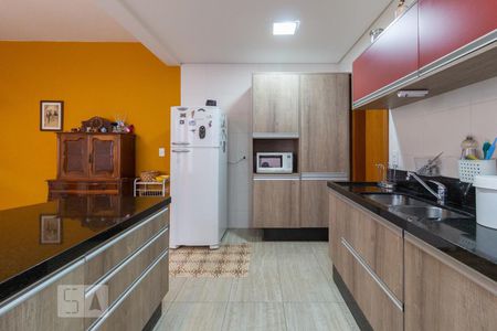 Casa à venda com 160m², 3 quartos e 2 vagasCozinha