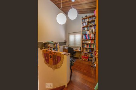 Casa à venda com 160m², 3 quartos e 2 vagasEscritório