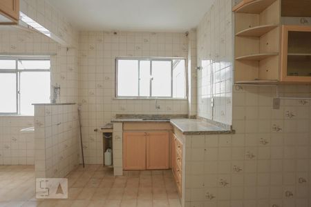 Apartamento à venda com 95m², 2 quartos e 1 vagaCozinha